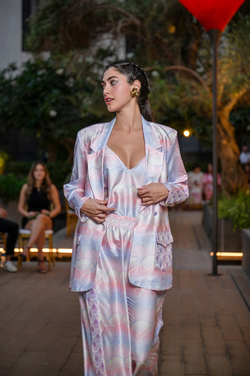 V Top Cancer |بلوزة Top V - Maison Clad