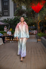 V Top Gemini |بلوزة Top V - Maison Clad