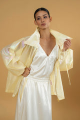 V Top Off White |بلوزة Top V - Maison Clad