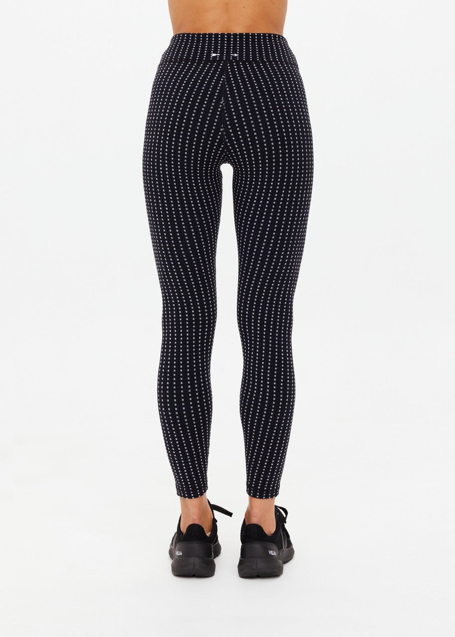 ZENITH 25IN MIDI LEGGING| سروال ضيق Zenith - Maison Clad