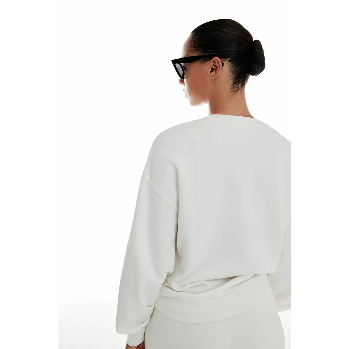 Sweater Skye Off White - Skye Off White سترة رياضية